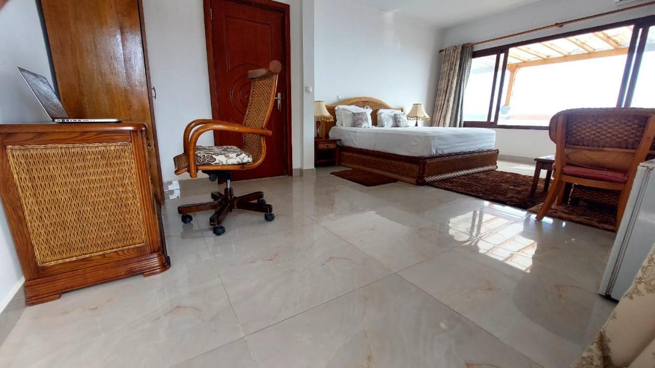 Hotel Residencial Ramire-Tour Benguela Exterior photo