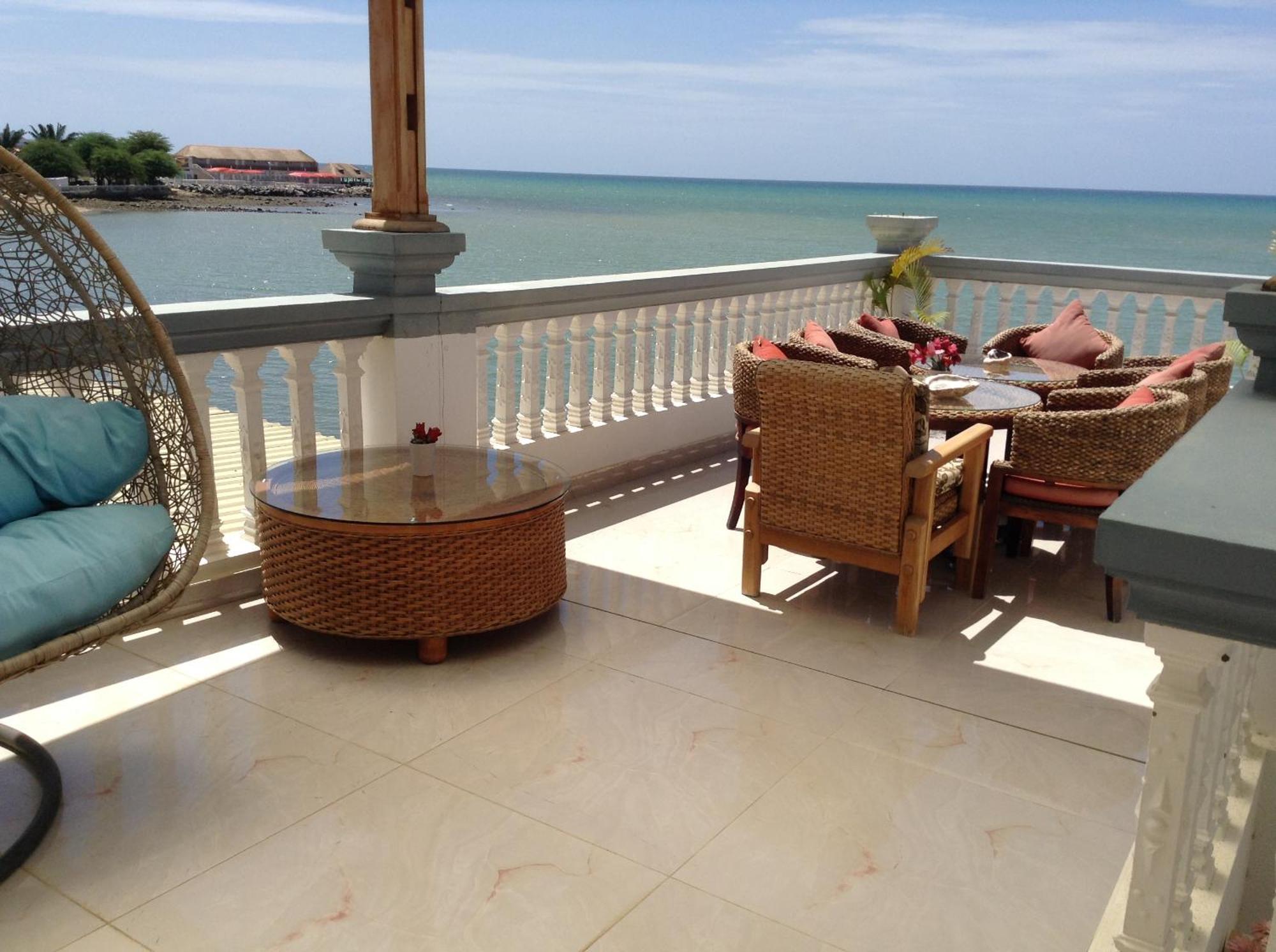 Hotel Residencial Ramire-Tour Benguela Exterior photo