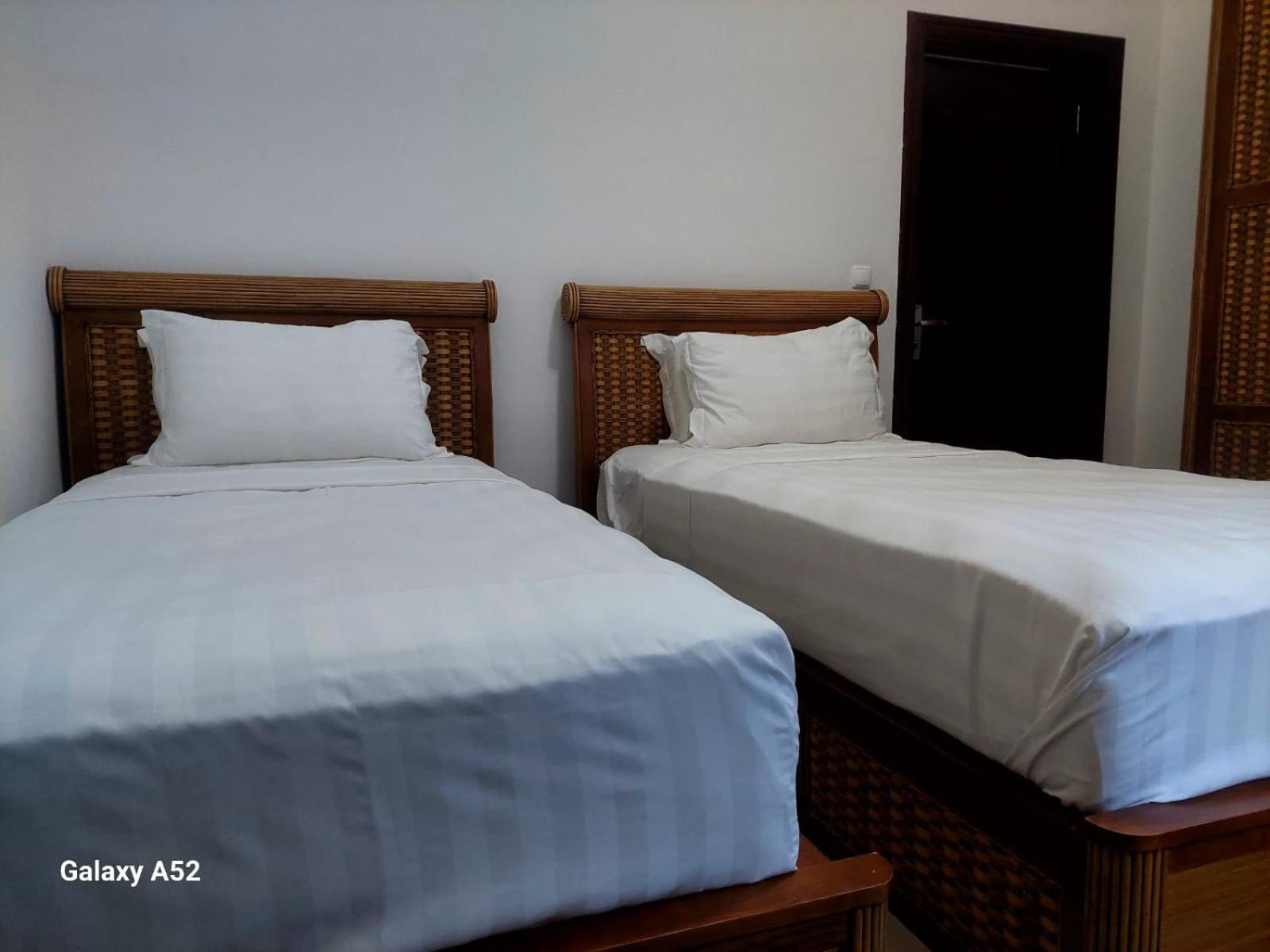 Hotel Residencial Ramire-Tour Benguela Exterior photo